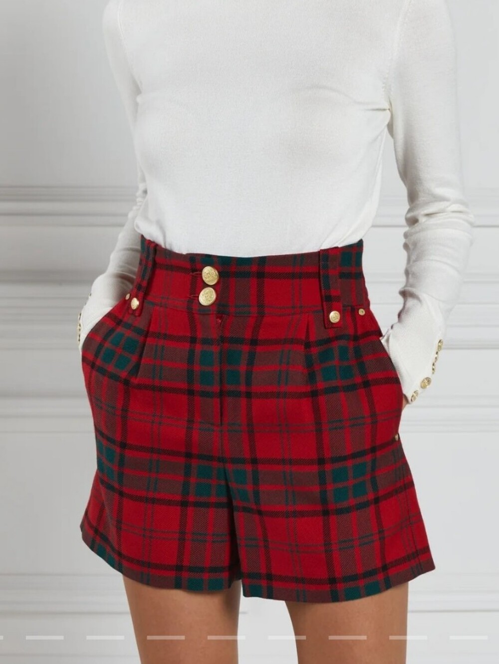 Hooland Cooper Tailored High-Waist Red Plaid Shorts with Gold Button Detail Sz 2